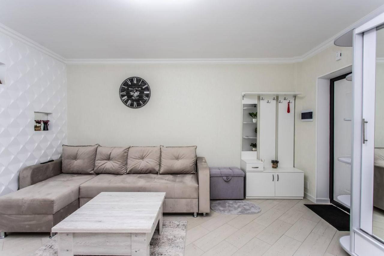 Apartment Starrent Lev Tolstoi Chisinau